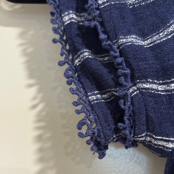 Xhilaration Jumpsuit Jumper Striped Blue White Sz S Pants Off Shoulder Pockets - Picture 3 of 6